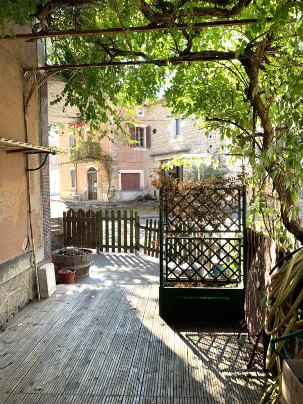 SAUZET Maison de village 240 m², 6 chambres, avec jardin et local commercial 6