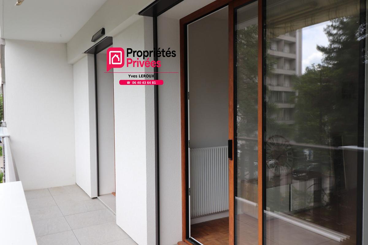 ANNECY Appartement Type 3 73m² traversant avec Balcon sud/Est 8