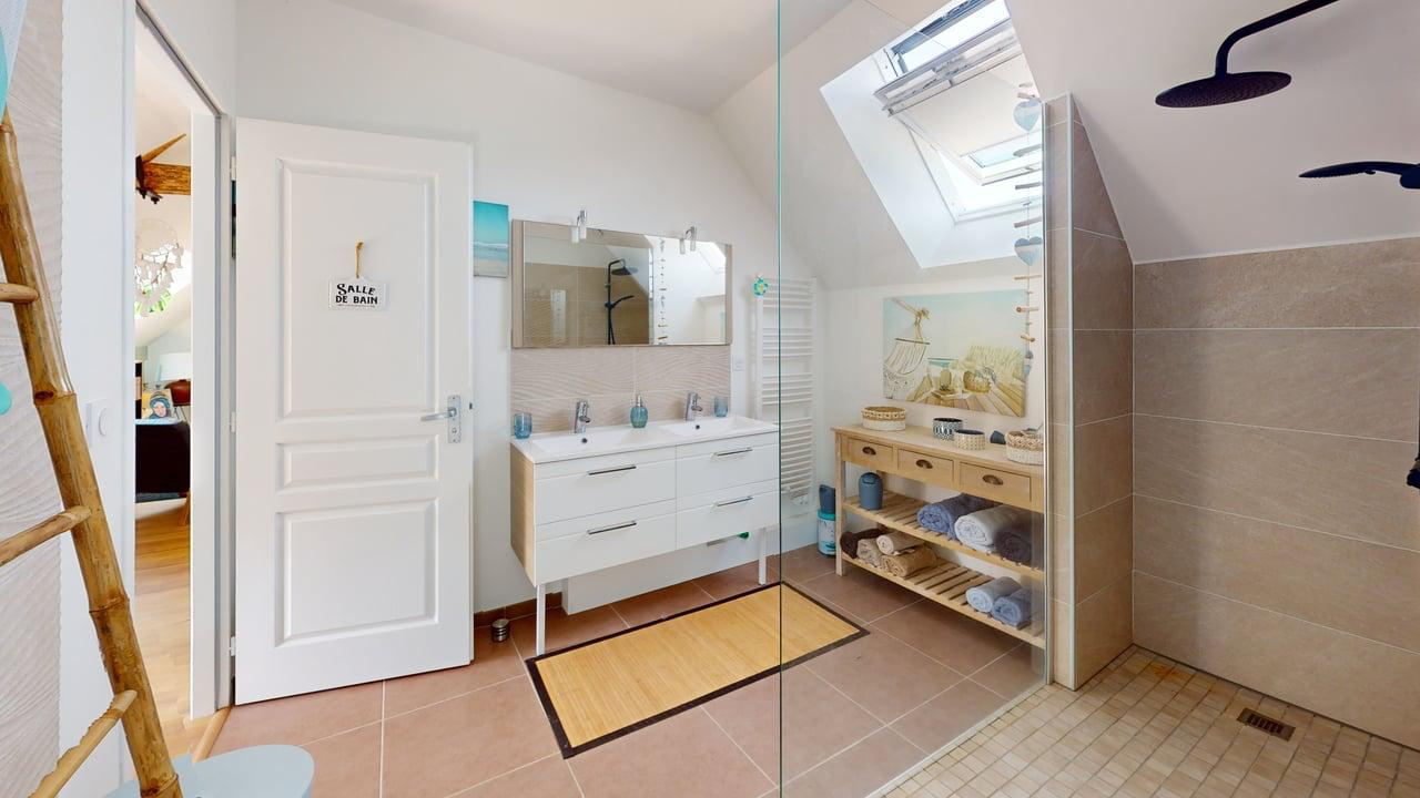 CHAILLES Propriété de caractère 7 pièce(s) 300 m2 11