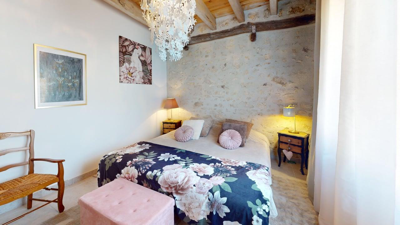 CHAILLES Propriété de caractère 7 pièce(s) 300 m2 13