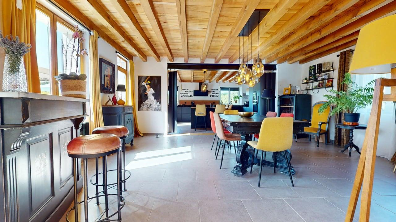 CHAILLES Propriété de caractère 7 pièce(s) 300 m2 7