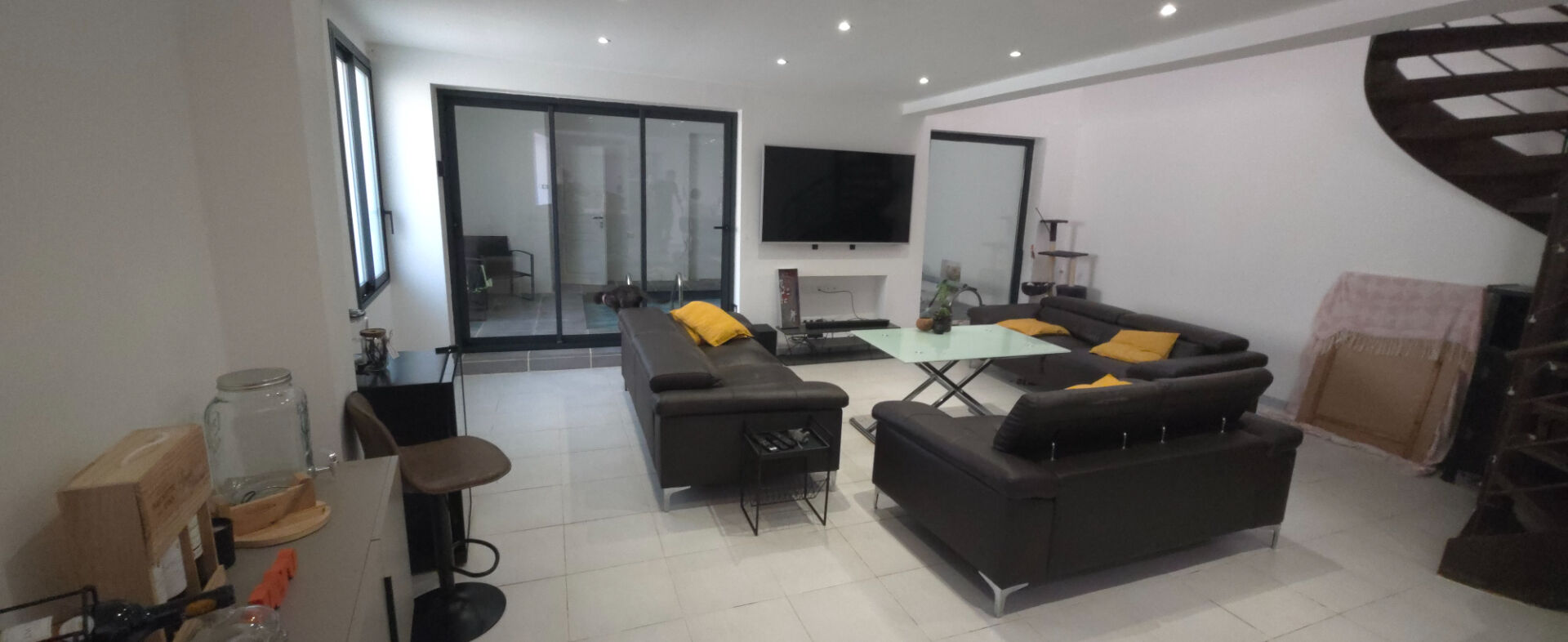 SAINT-ANDRE-DE-ROQUELONGUE INCROYABLE MAISON DE 200 m² AVEC PISCINE INTERIEURE 10