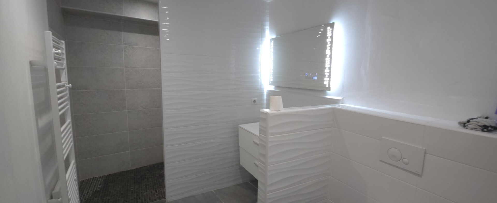 SAINT-ANDRE-DE-ROQUELONGUE INCROYABLE MAISON DE 200 m² AVEC PISCINE INTERIEURE 6