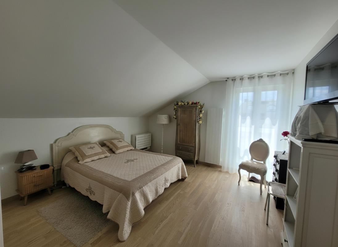 ENGHIEN-LES-BAINS Appartement Duplex, Vue Lac Enghien Les Bains 5 pièce(s) 124.29 m2 7