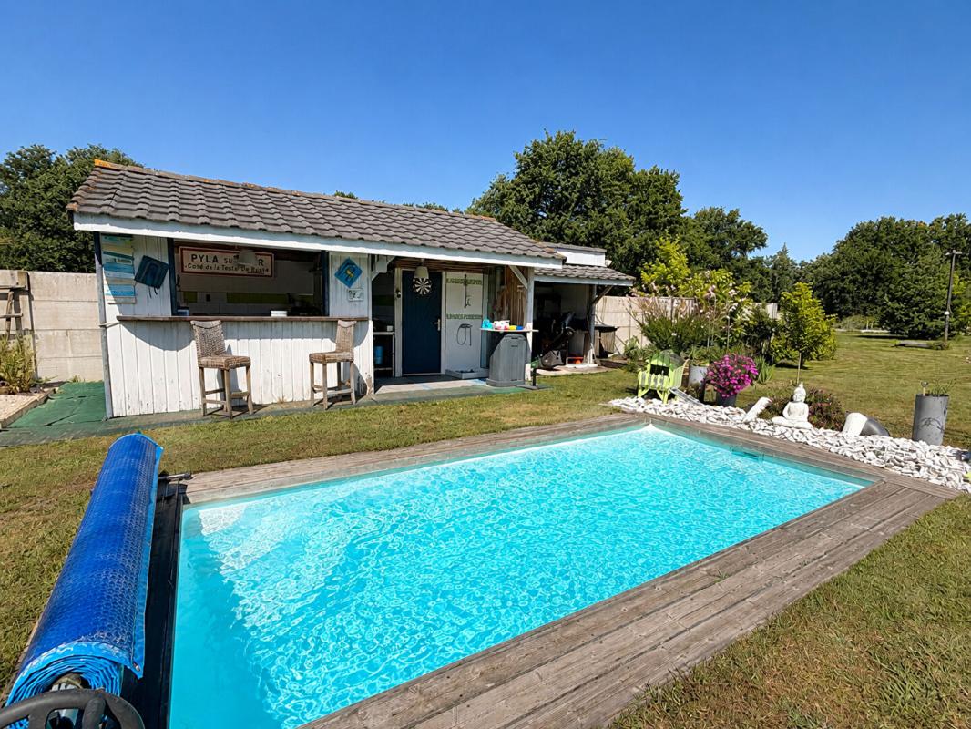 AUDENGE Maison Audenge 7 pièces 155 m2 sur 1,7 ha de terrain 2