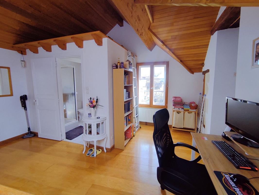 COUSSAY-LES-BOIS Maison de pays Coussay Les Bois 6 pièces 125 m2 11