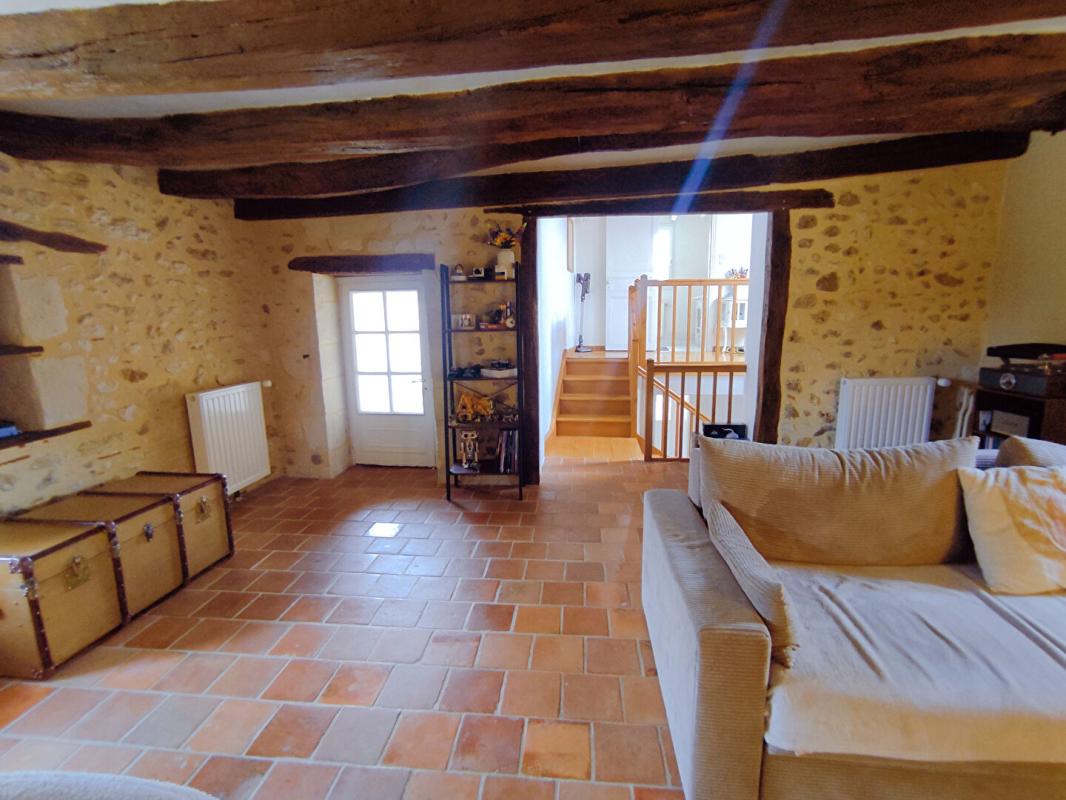 COUSSAY-LES-BOIS Maison de pays Coussay Les Bois 6 pièces 125 m2 8