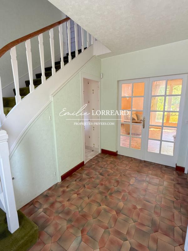 NEUVILLE-SUR-SARTHE Maison Neuville Sur Sarthe 6 pièce(s) 145 m2 9