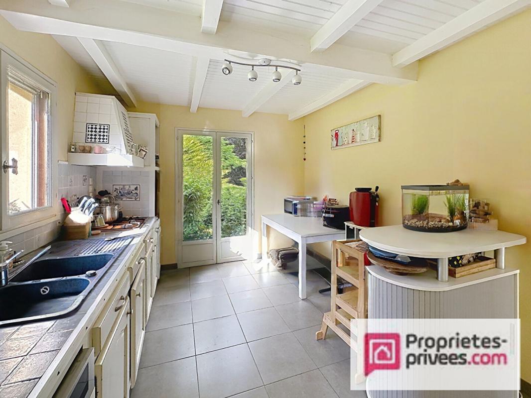 SAINT-DESIR MAISON FAMILIALE RÉNOVÉE AVEC DÉPENDANCE, RUISSEAU ET CADRE BUCOLIQUE À 5 MINUTES DE LISIEUX 7