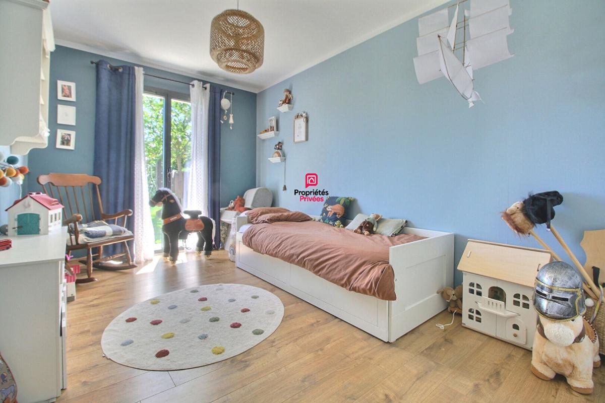 VACQUIERES Maison 127 m² avec 4 chambres + piscine à Vacquières 15