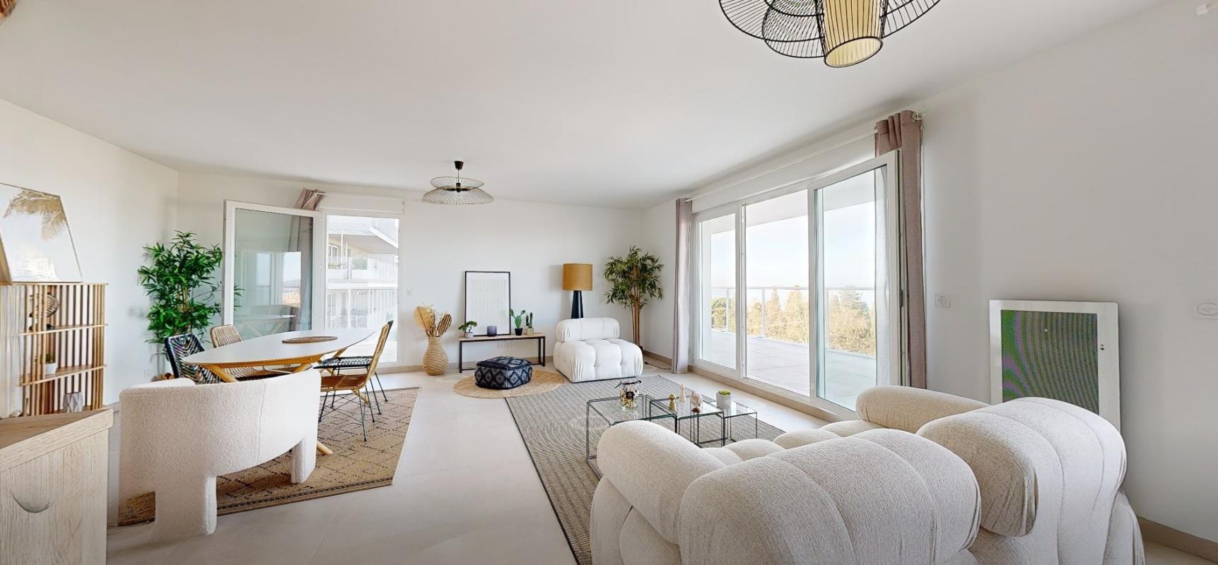 SETE Sète - Face au Bassin de Thau : T4 traversant avec 62 m² de terrasse 1
