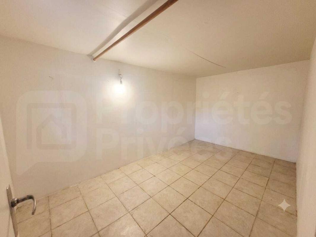 ENGENVILLE Maison sur sous-sol total, 4 chambres et jardin 12