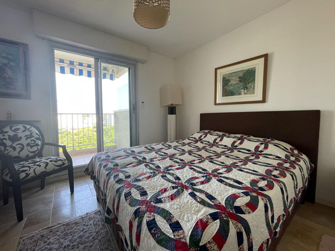 BORDEAUX APPARTEMENT BORDEAUX CAUDERAN - 4 pièces - 80 m2 environ 10