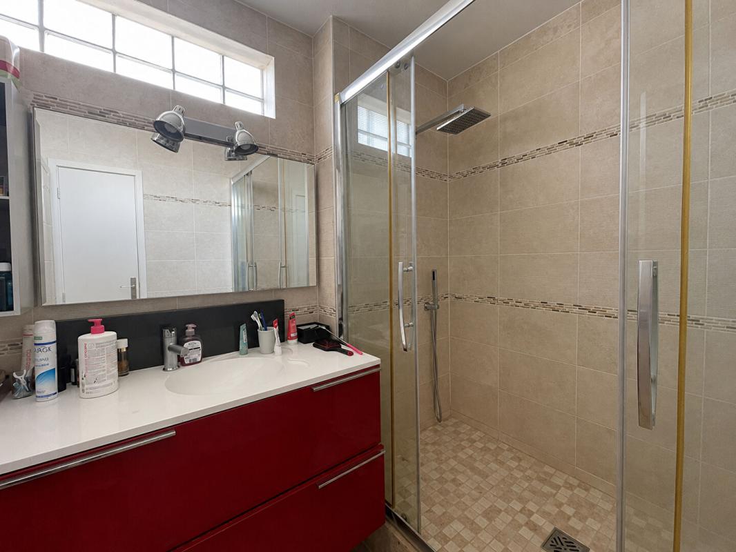 BORDEAUX APPARTEMENT BORDEAUX CAUDERAN - 4 pièces - 80 m2 environ 11