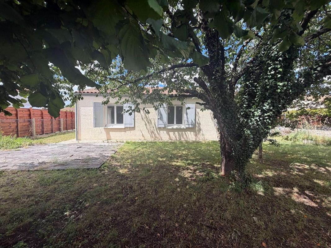 SAUJON Maison de plain pied 3 chambres avec 475 M2 de terrain 1