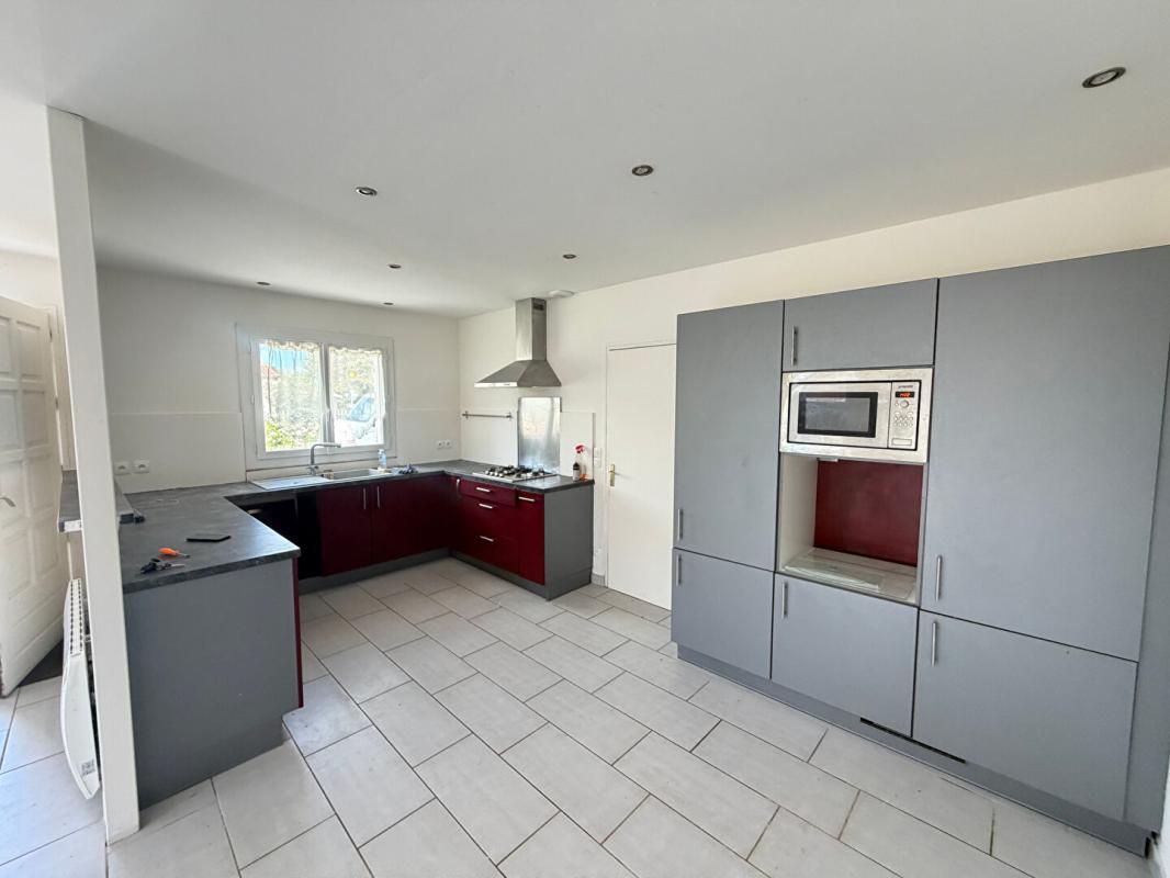SAUJON Maison de plain pied 3 chambres avec 475 M2 de terrain 4