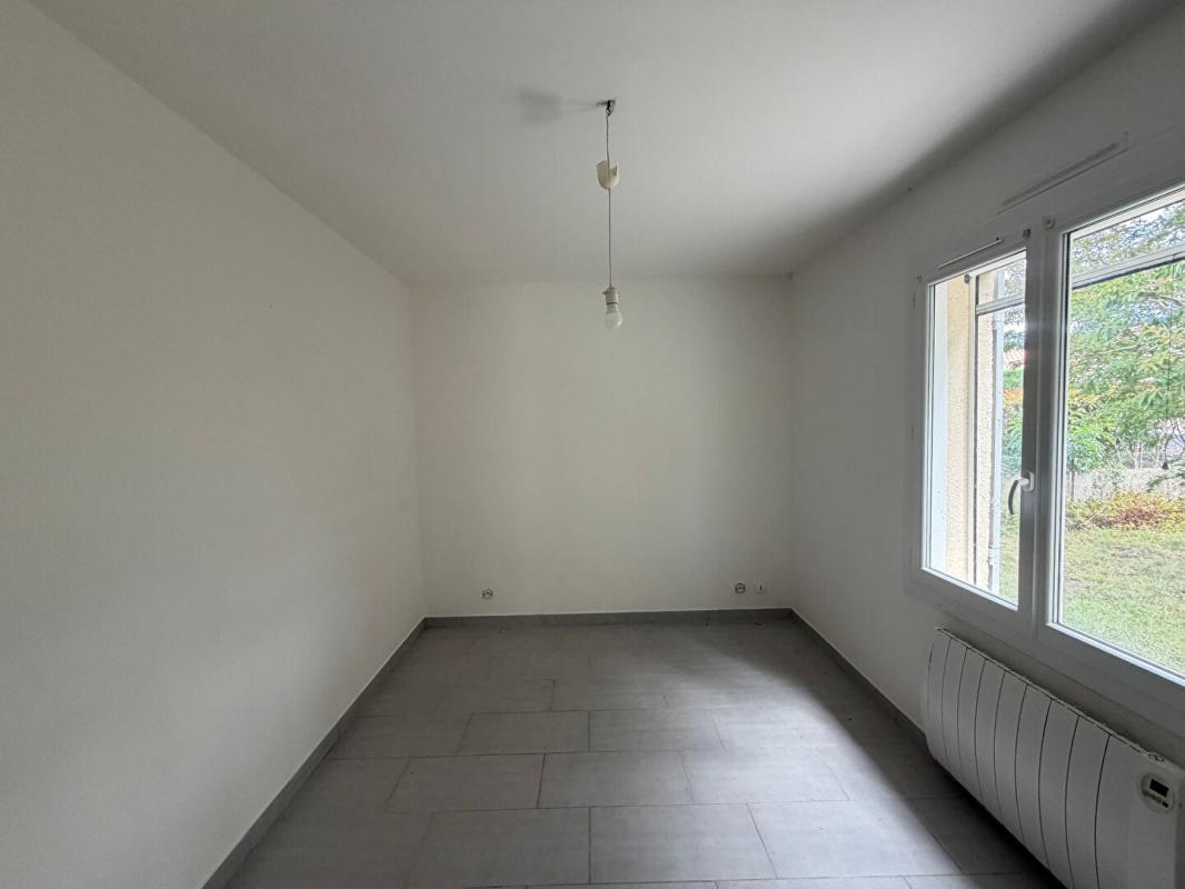 SAUJON Maison de plain pied 3 chambres avec 475 M2 de terrain 6