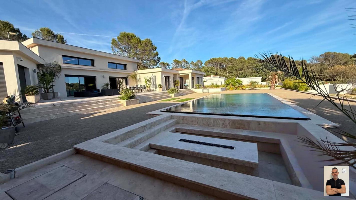 LORGUES Demeure de prestige Lorgues 360 m2 4