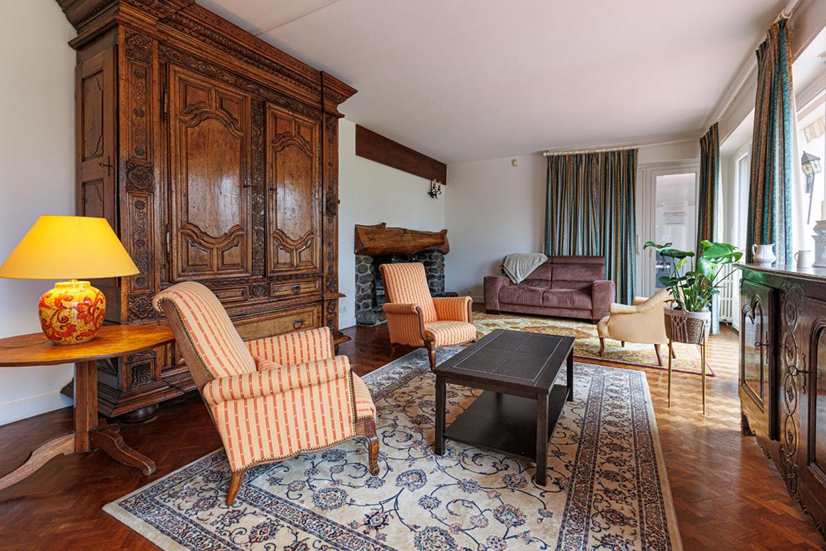 PEYREHORADE Maison d'architecte 6 chambres + appartement indépendant / Spa /Grand parc / Idéal Famille ou Investisseurs. Fort potentiel locatif 5