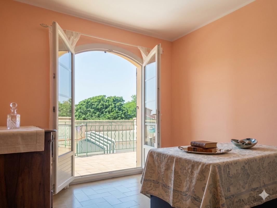 MARSEILLE-13E-ARRONDISSEMENT Maison avec piscine et garage, Marseille  quartier Château Gombert 6 pièce(s) 150 m2 14