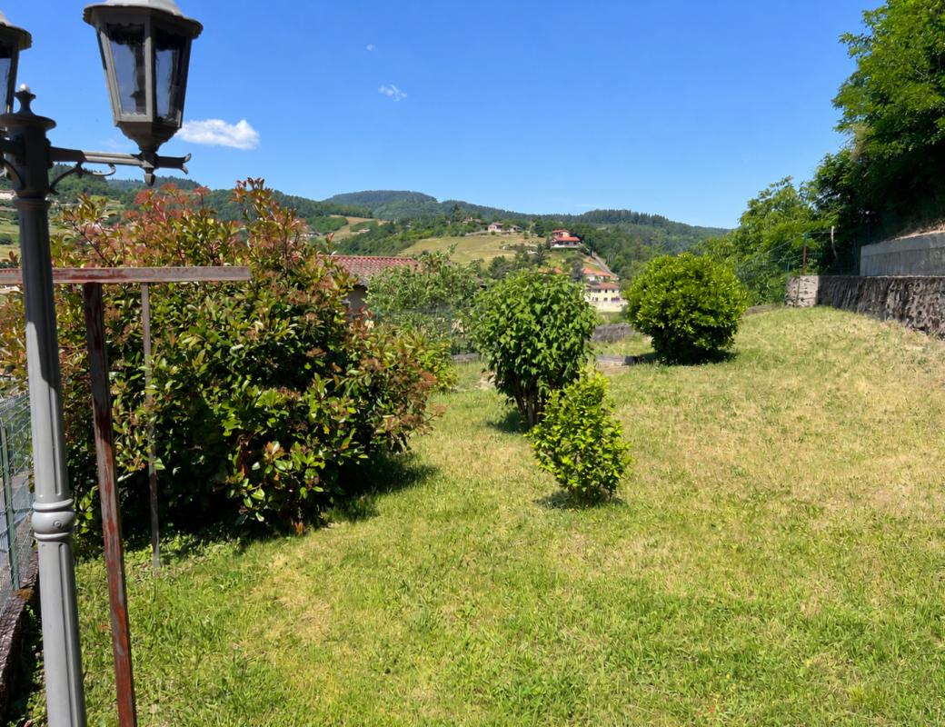 CHAMELET Maison Chamelet 6 pièces 180 m2 sur terrain de 1020 m2 3