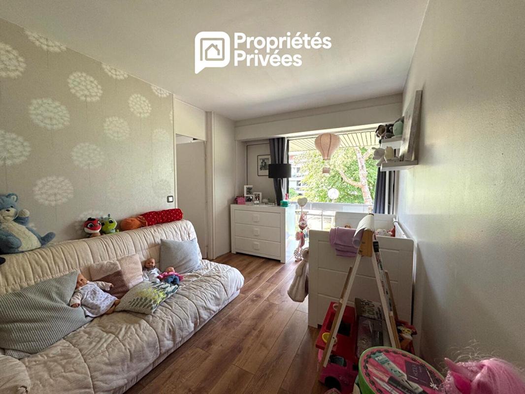 VERSAILLES Versailles - Glatigny/Pershing - appartement de 70 m² - 2 chambres 8