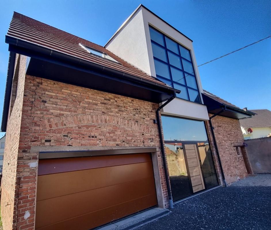 HAGUENAU Bien d'exception à la vente : Grange rénovée avec prestations haut de gamme 9 minutes de haguenau 2