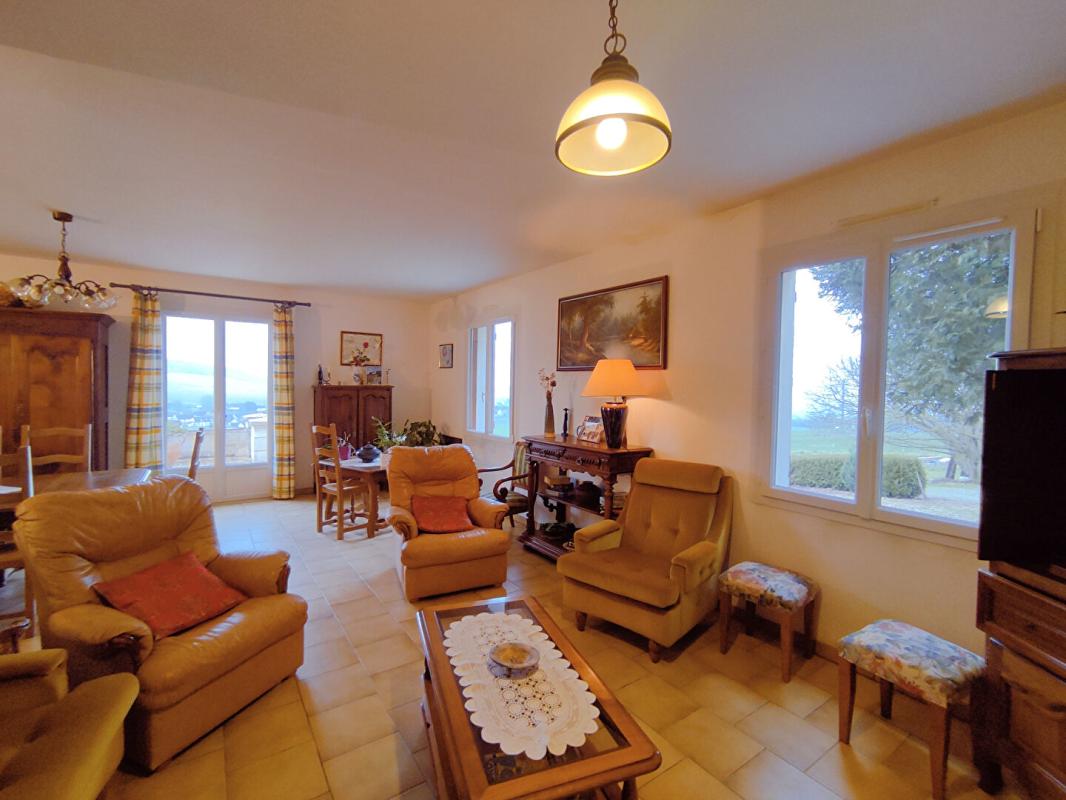 CHAMBON Maison Chambon 8 pièce(s) 160 m2 8