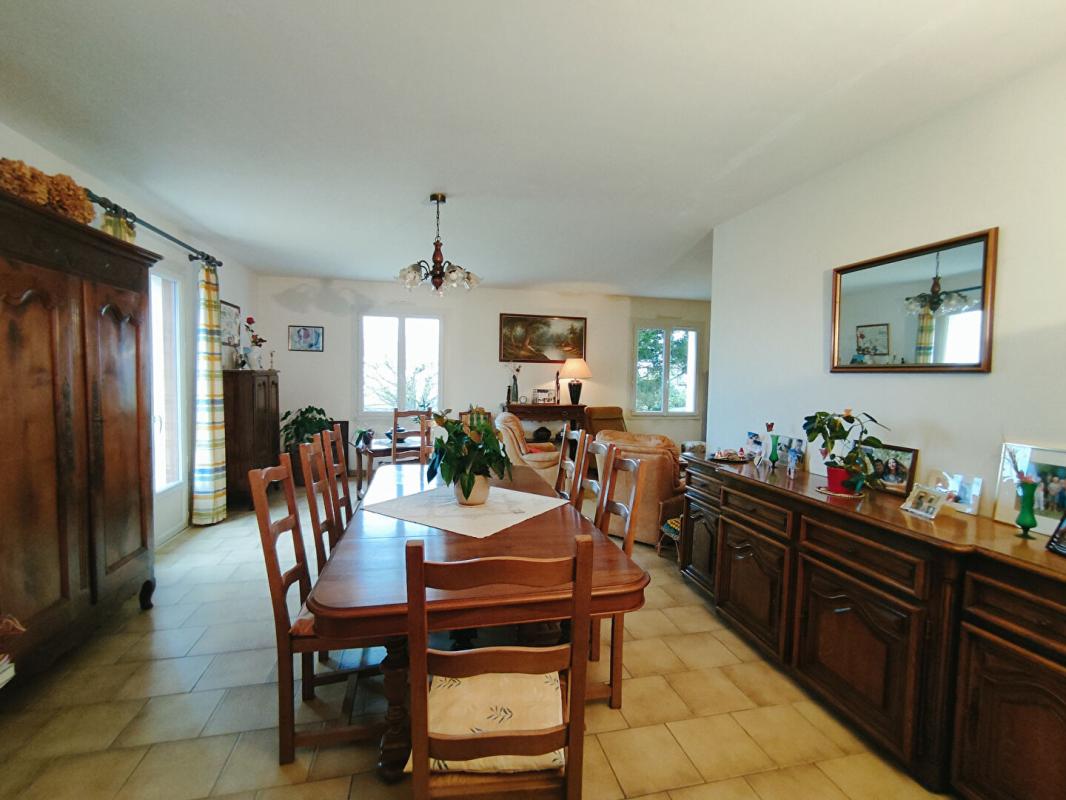 CHAMBON Maison Chambon 8 pièce(s) 160 m2 9