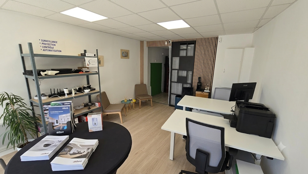 DREUX DREUX 28100 - Local commercial de 44 m² -CENTRE VILLE PREMIUM 3