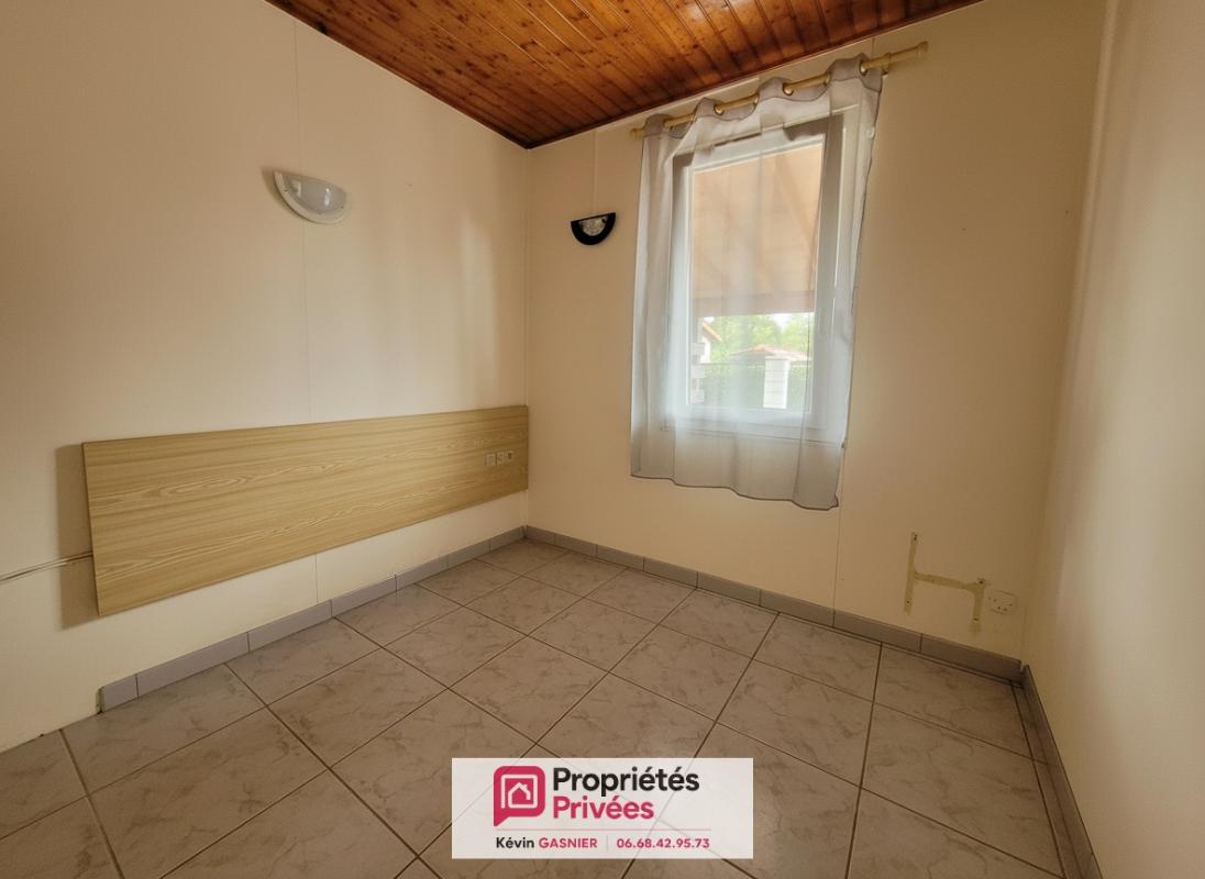 ECURAS ECURAS (16220) : Maison 39.4m2 dans village tous services 4