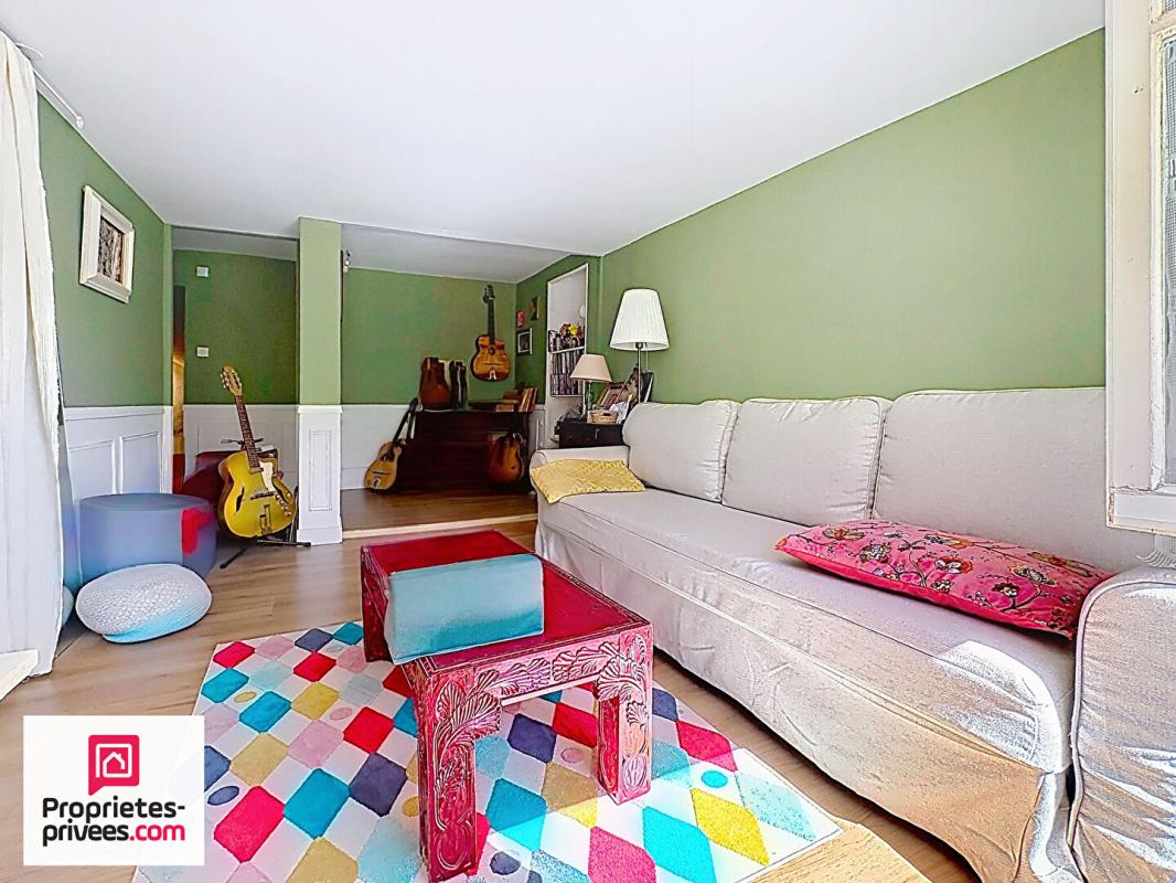 RIANS Belle maison de village T3 15