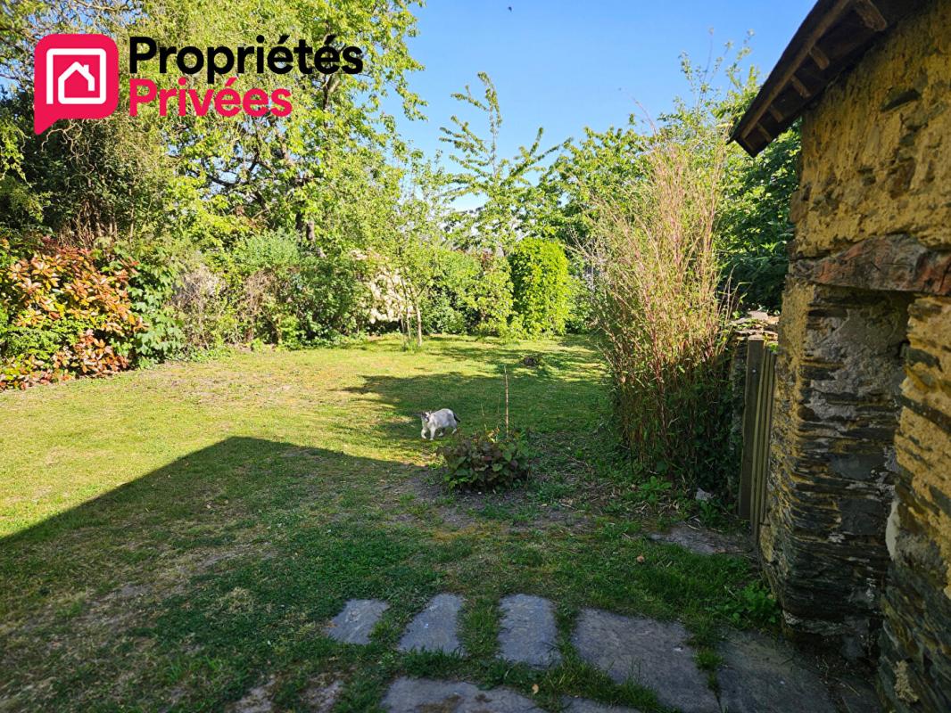 LA FERRIERE-DE-FLEE Maison Segré en Anjou Bleu 14