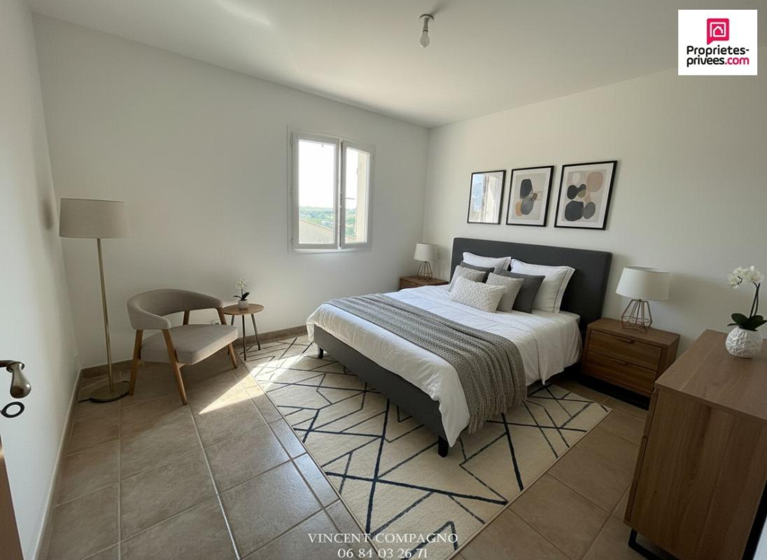VALENSOLE MAISON DEUX LOGEMENTS ET GRAND GARAGE 12
