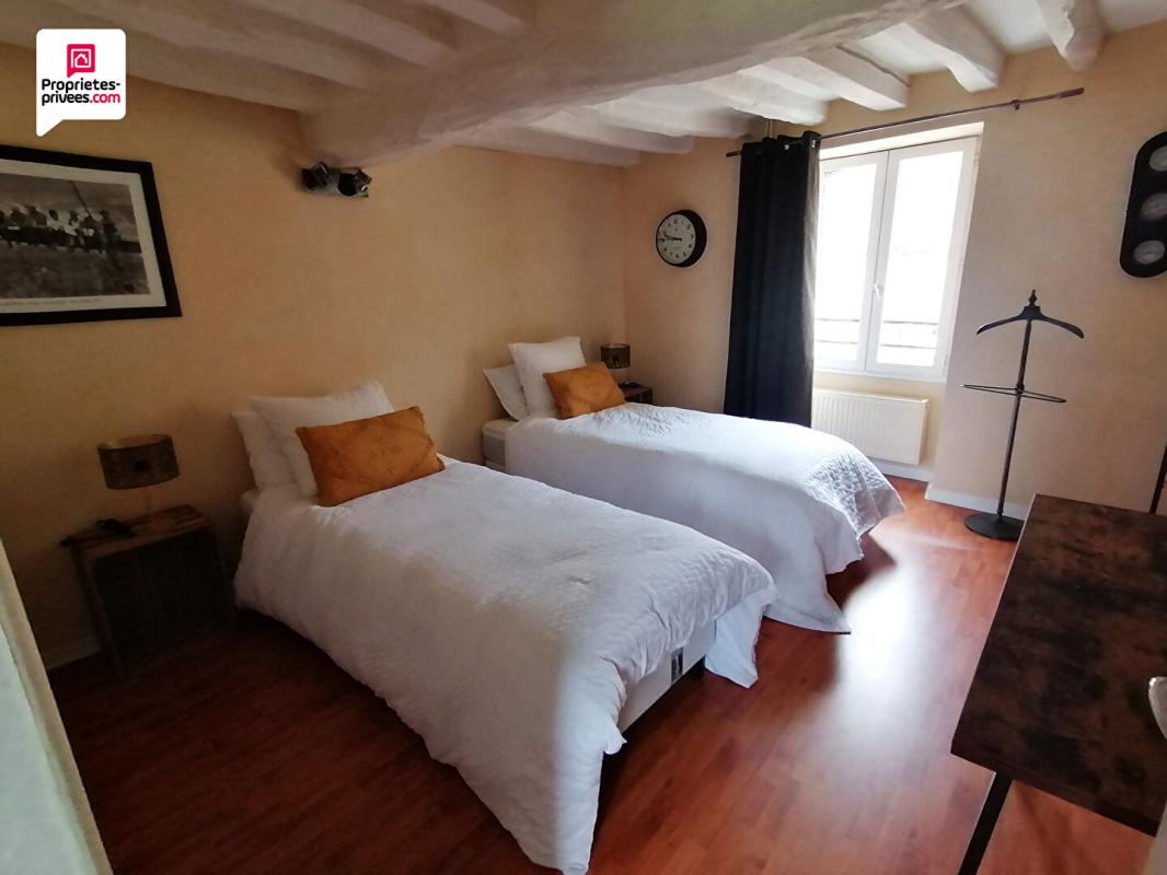 AVERNES (95450) AVERNES - Maison de village 8 pièce(s) 225 m2, 5 chambres, jardin 9