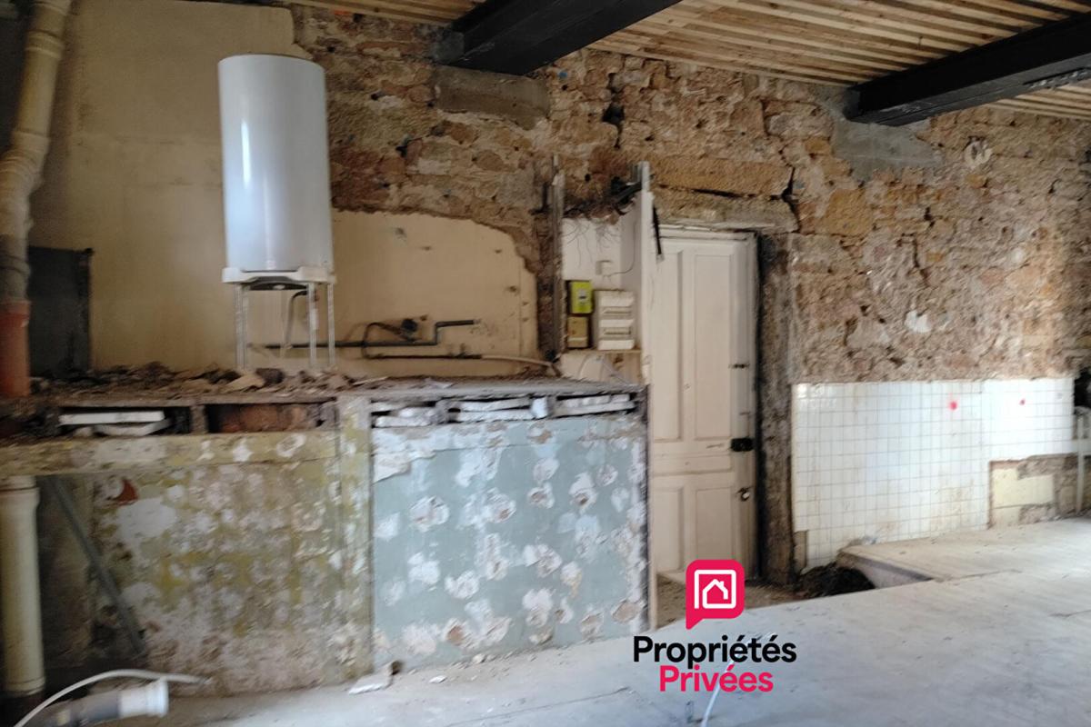 LYON-9E-ARRONDISSEMENT EXCLUSIVITE - PLATEAU A AMENAGER - LYON 9 - 50 m² - STATION VALMY 3