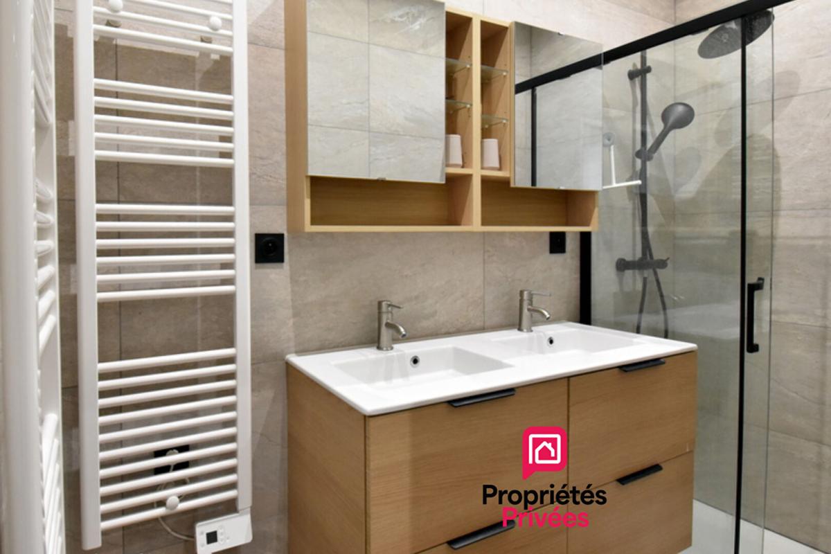 LYON-9E-ARRONDISSEMENT EXCLUSIVITE - PLATEAU A AMENAGER - LYON 9 - 50 m² - STATION VALMY 8