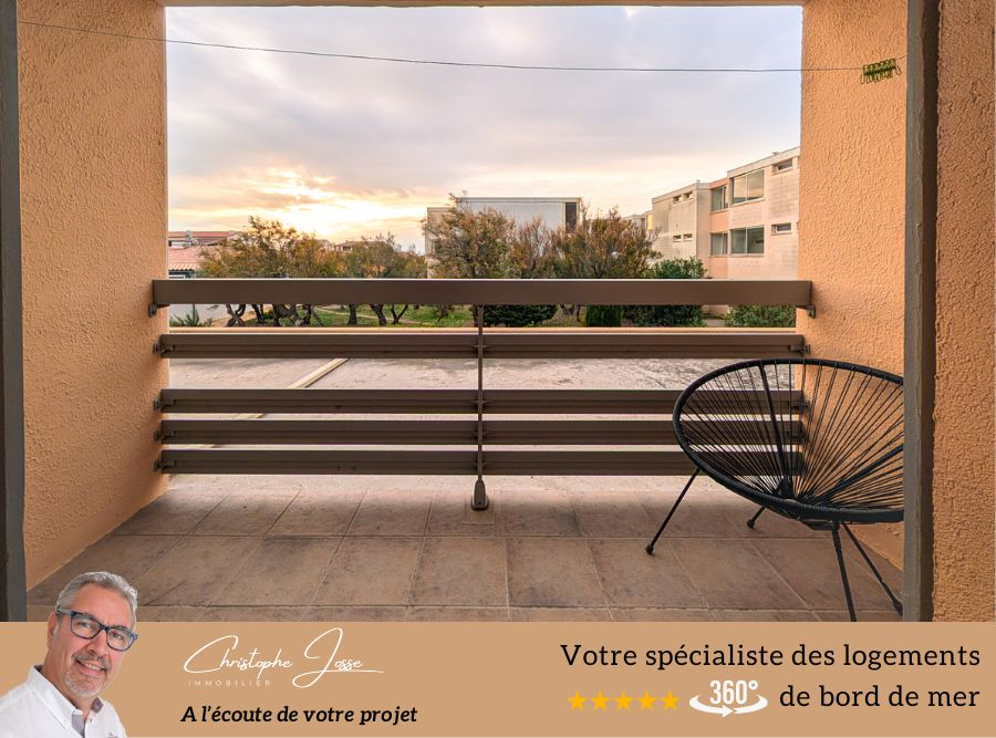 PORT LEUCATE T2 avec terrasse et parking direct plage 6