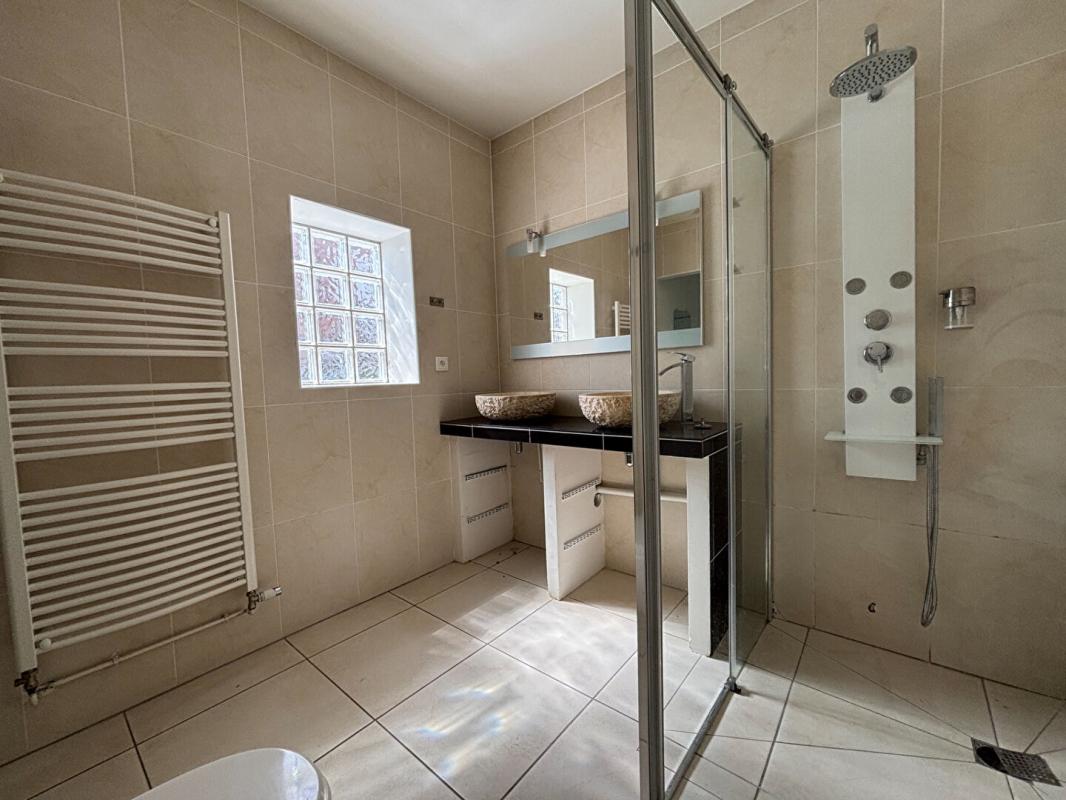 MAILLY-LE-CAMP ensemble  immobilier local commercial + habitation de caractére 6 pièce(s) 210 m2 7