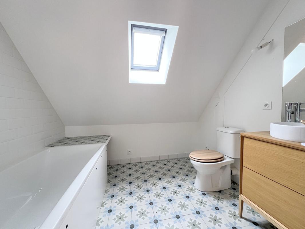 SAVIGNE-L'EVEQUE Maison - Savigné L'Evêque - 8 pièce(s) - 151 m² 12