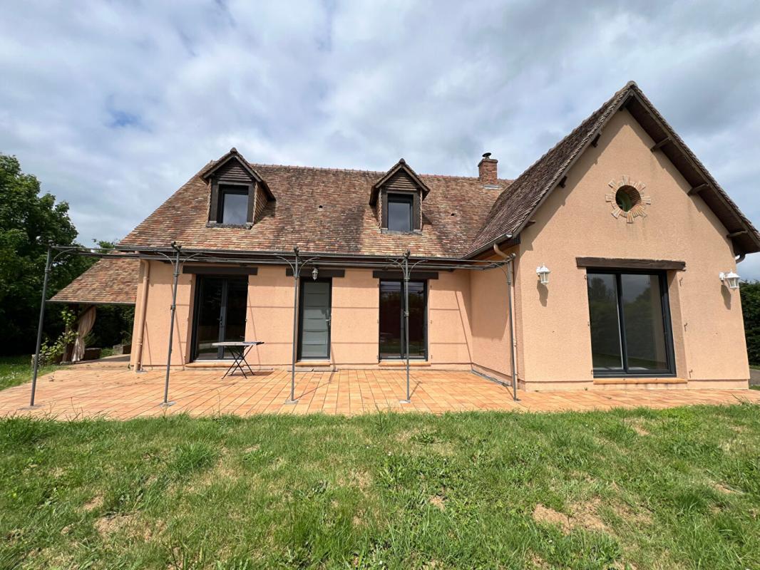 SAVIGNE-L'EVEQUE Maison - Savigné L'Evêque - 8 pièce(s) - 151 m² 16