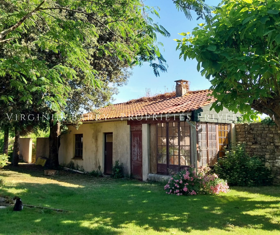 PONT-L'ABBE-D'ARNOULT BELLE MAISON T6 AVEC PARC ARBORÉ ET PISCINE 9