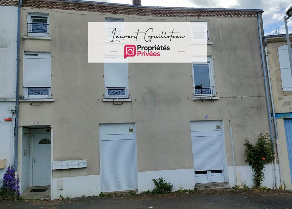 MORTAGNE-SUR-SEVRE Immeuble de rapport Mortagne sur Sevre 6 pièces 160 m2 1