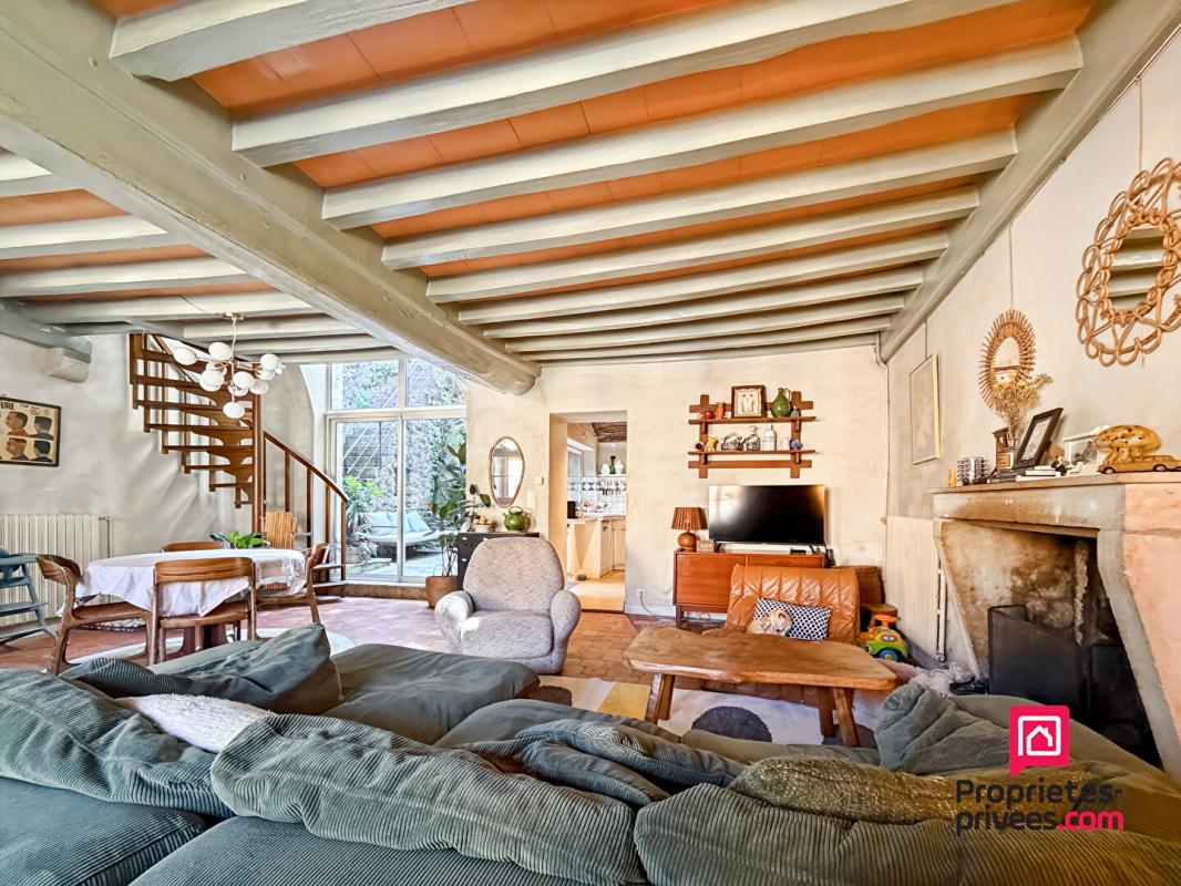 AVALLON AVALLON MAISON RENOVEE AVEC JARDIN 4