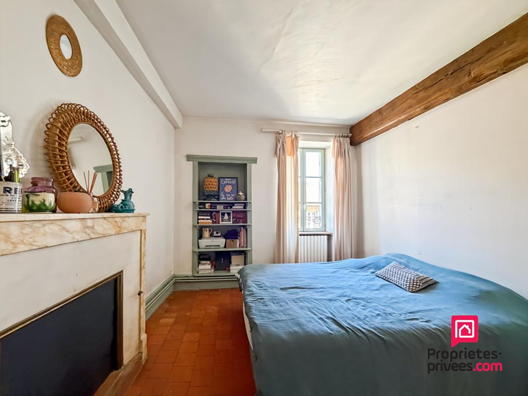AVALLON AVALLON MAISON RENOVEE AVEC JARDIN 9