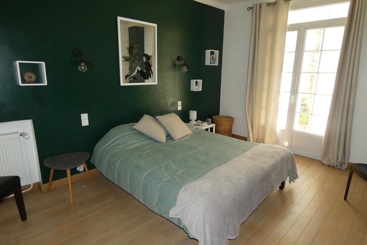 TULLE Belle maison 5 chambres - parfait état - proche commerces et écoles à pied 10