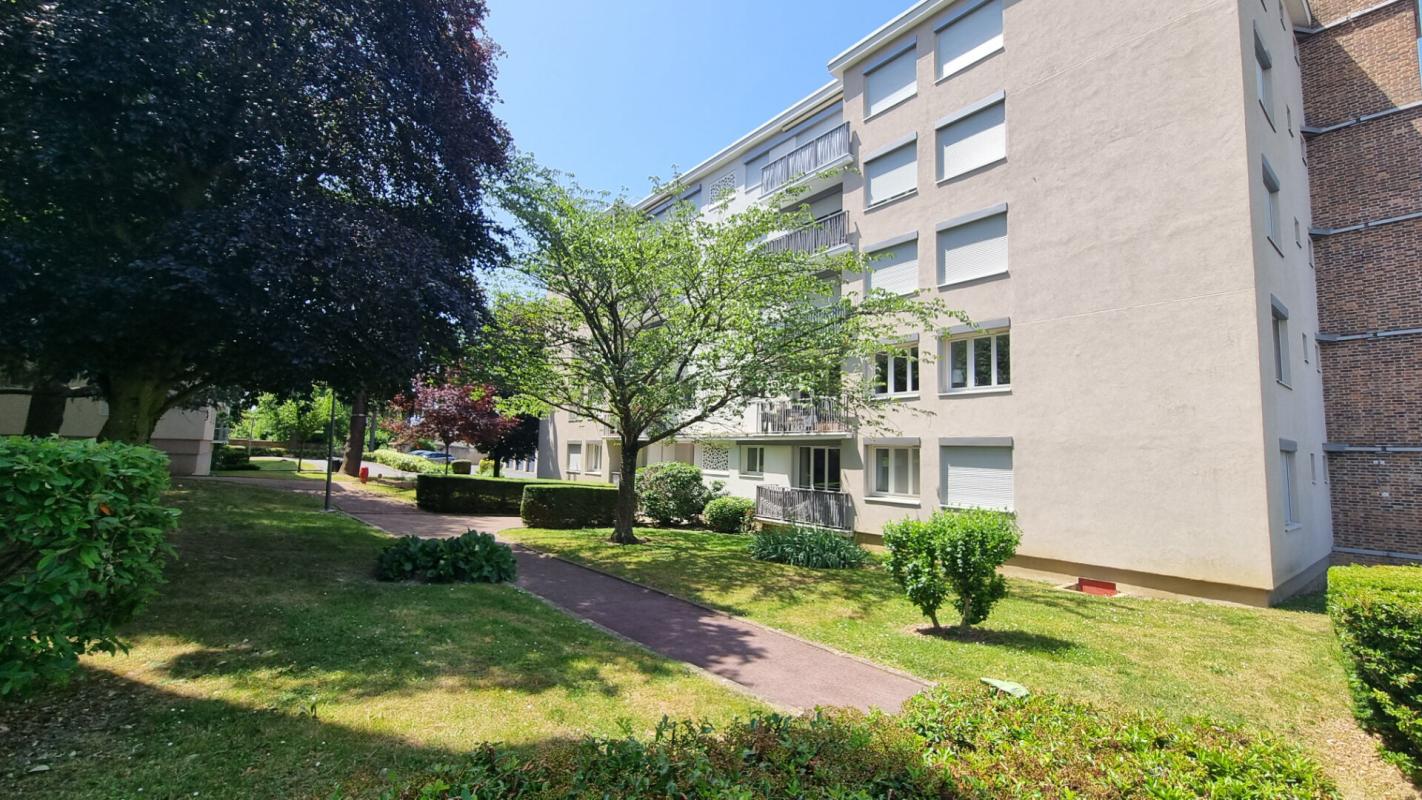 SAINT-MICHEL-SUR-ORGE Appartement Saint Michel Sur Orge 4 pièce(s) 70 m² 11