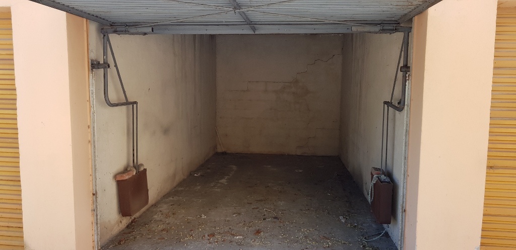 AVIGNON Parking / box Avignon 16 m2 2