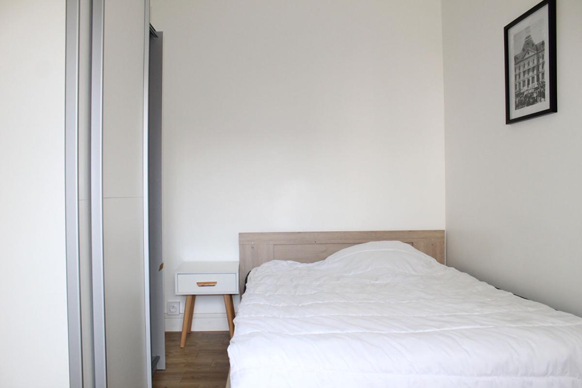 SAINT-BRIEUC Exclusivité! Côtes d'Armor 22000 Saint-Brieuc. Appartement 3 chambres refait en 2018/2019 avec cave 15