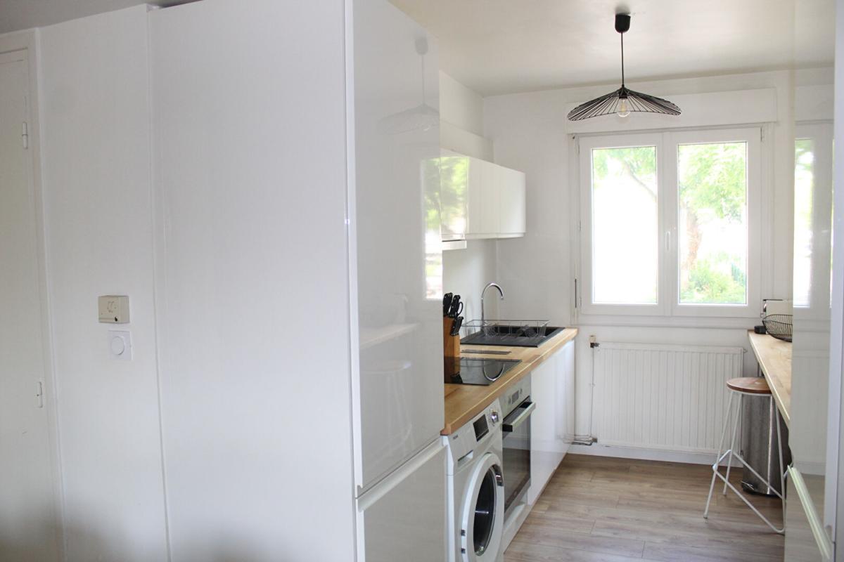 SAINT-BRIEUC Exclusivité! Côtes d'Armor 22000 Saint-Brieuc. Appartement 3 chambres refait en 2018/2019 avec cave 7